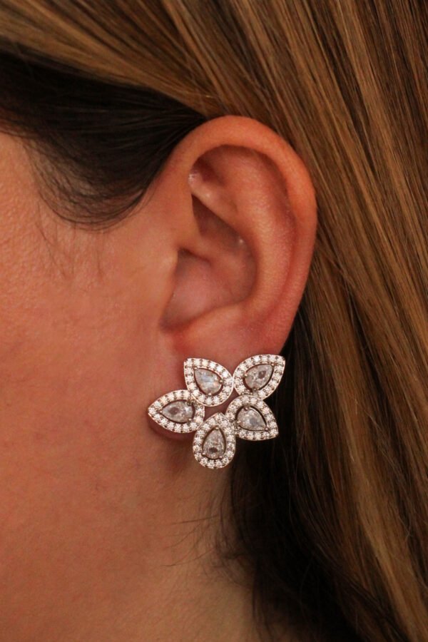 Brinco Ear Cuff Véu de Estrelas