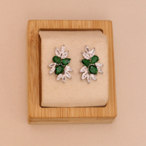 Ear Cuff Verde Esmeralda e Incolor