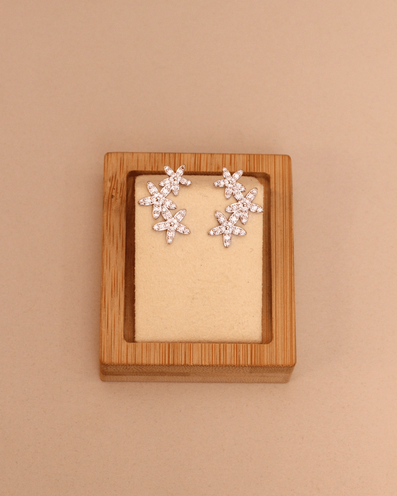 Brinco Ear Cuff 3 Flores