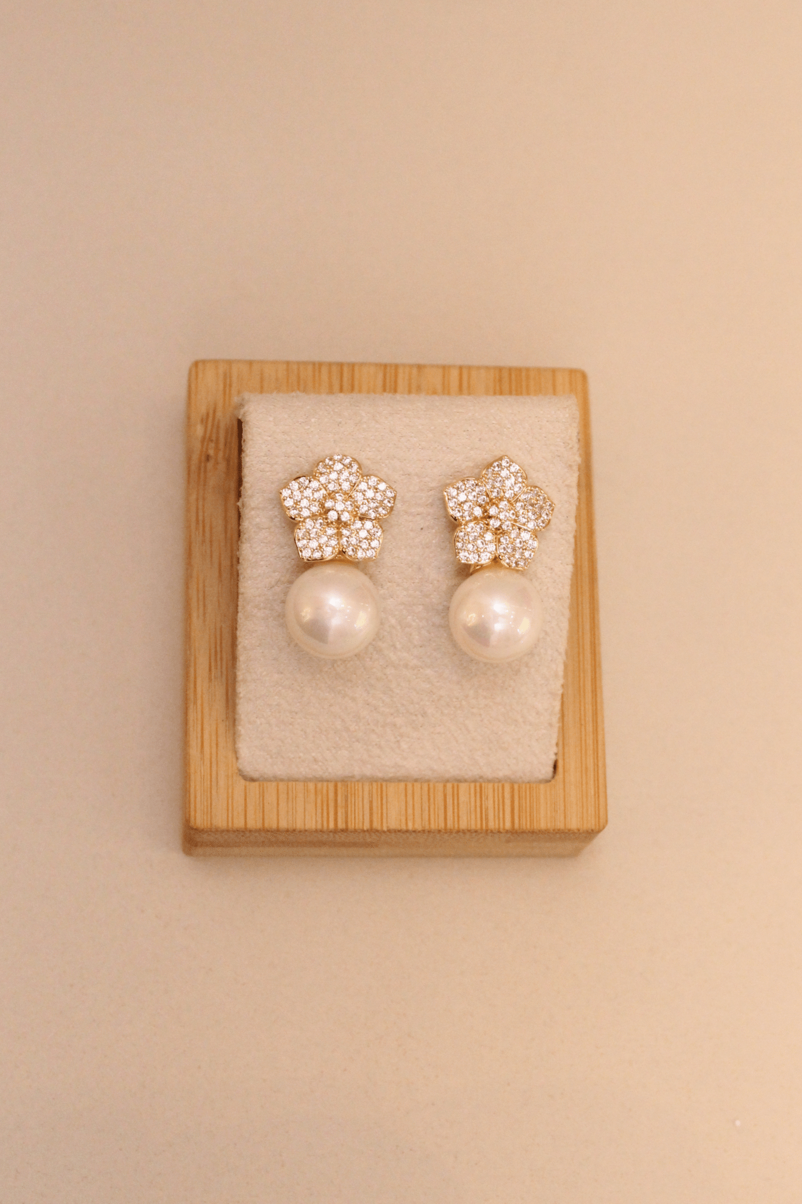 Brinco Bella Flor | Ouro
