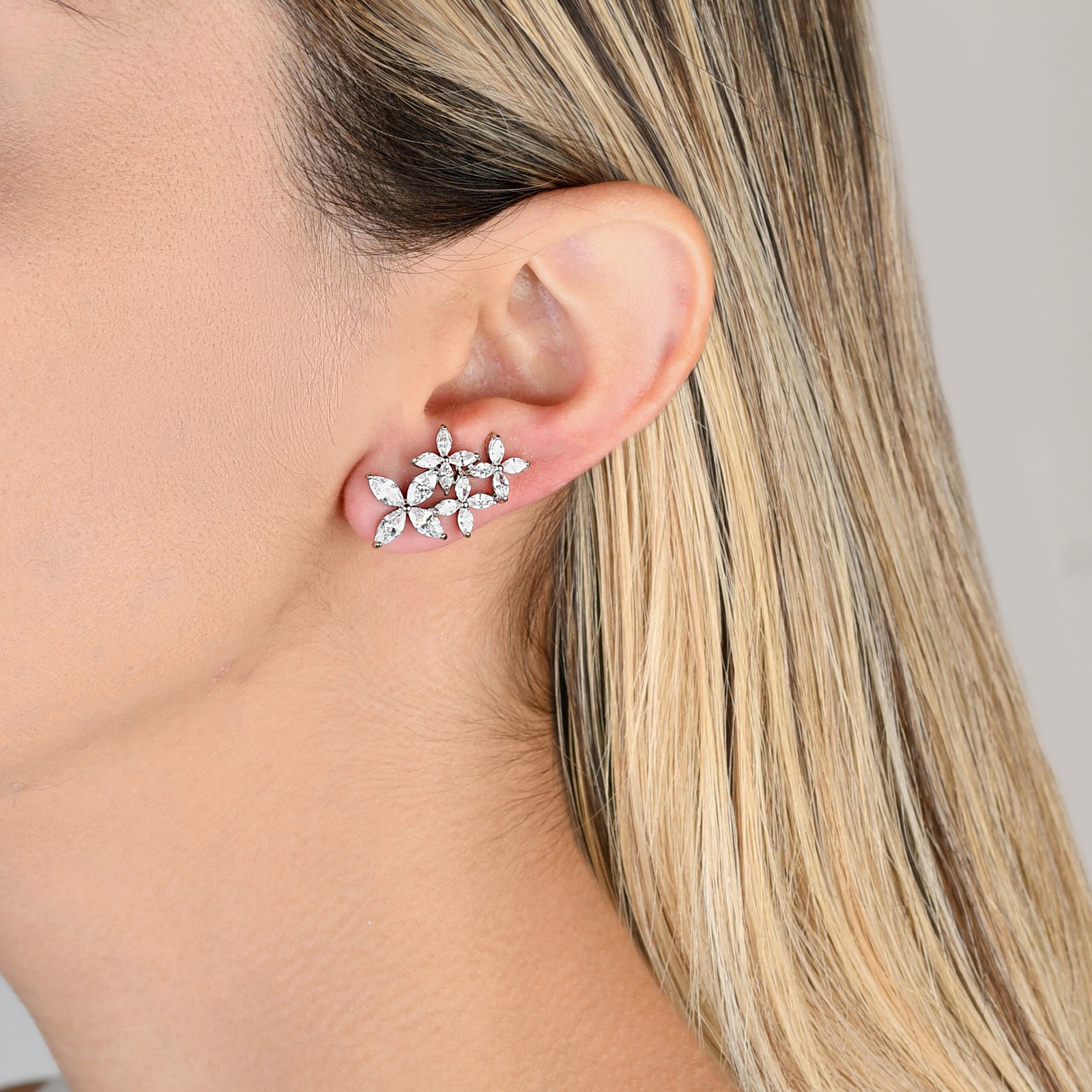 Brinco Ear Cuff Florescer
