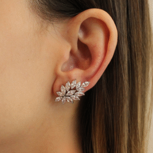 Brinco Ear Cuff Yas